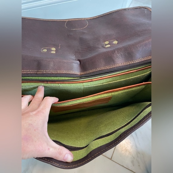 HLC Handmade brown leather multi pocket messenger bag satchel missing strap EUC - Picture 7 of 8